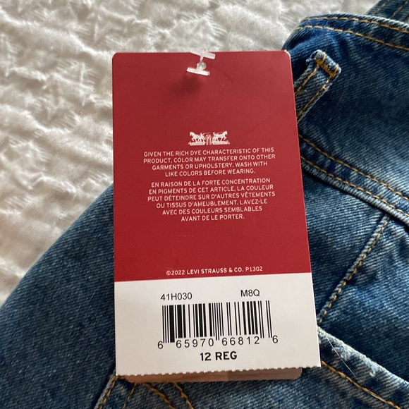 Junior Levi’s Shortalls relaxed fit NWT size 12 - Picture 6 of 8